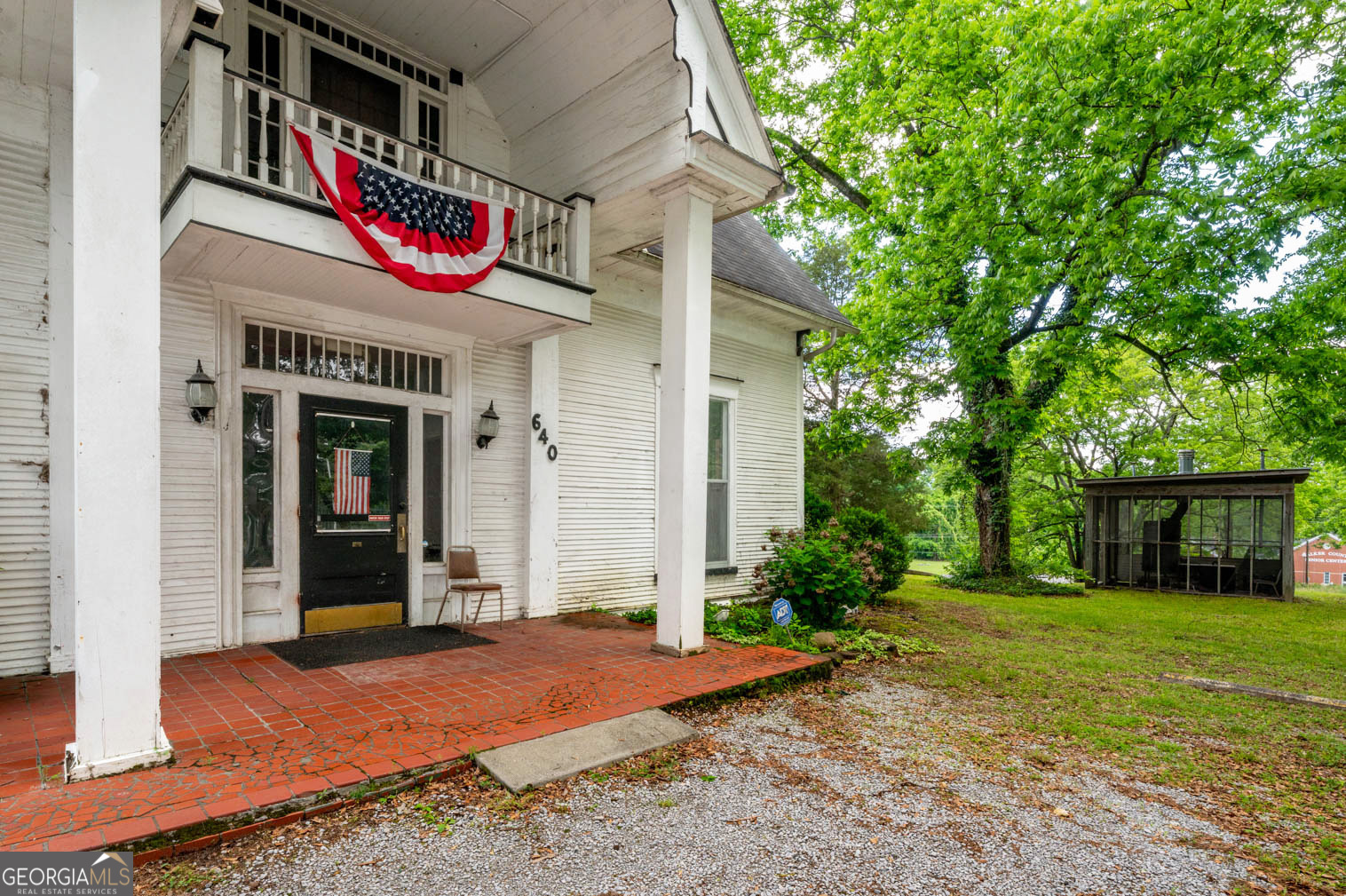 640 S Main ST