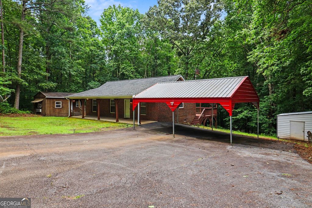 Photo of 175 Gilley Rd, Carrollton, GA 30116 (MLS # 10787973)