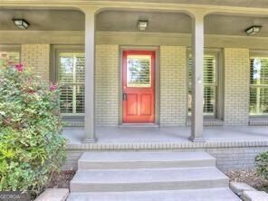 5575 Lake Forrest DR