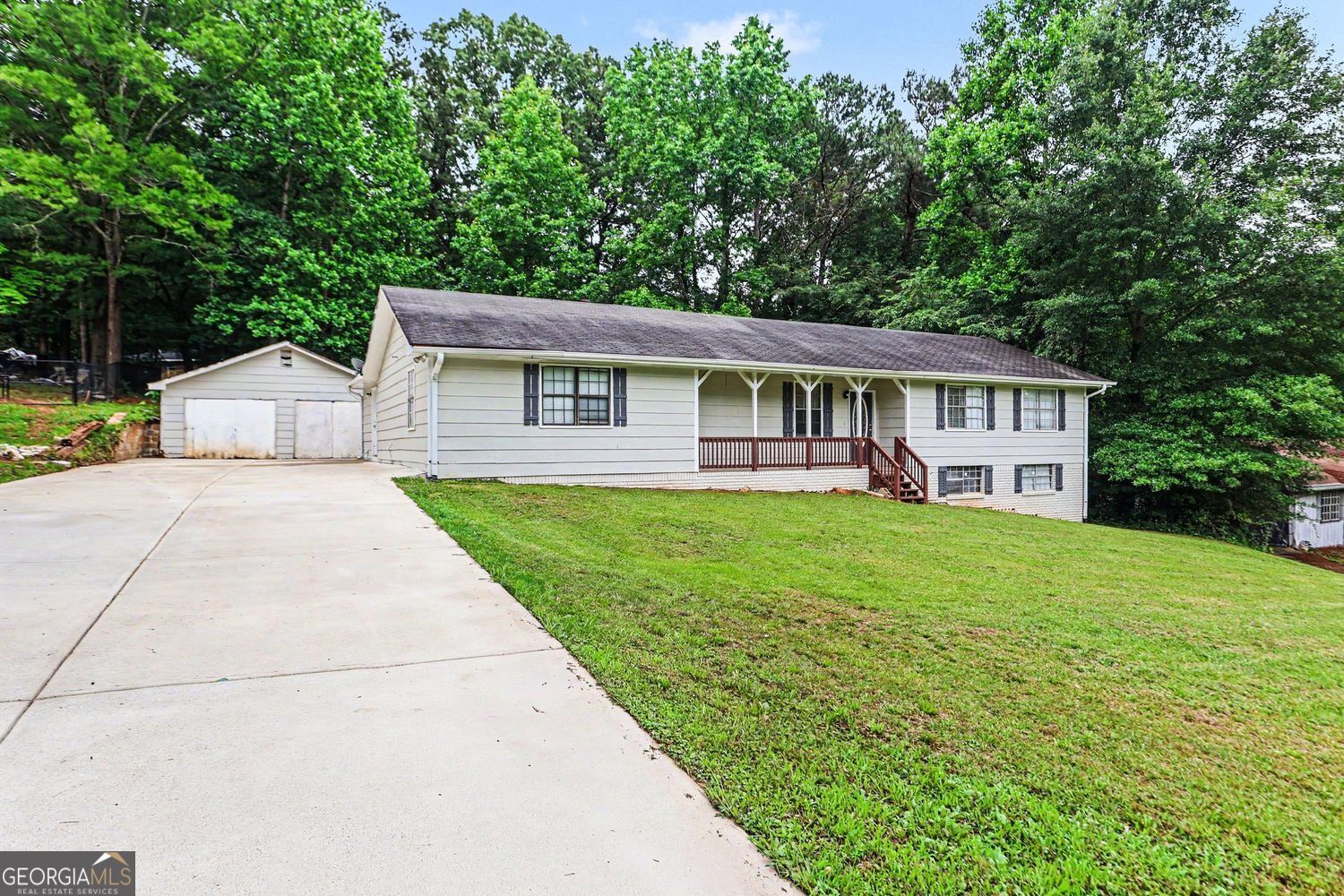 2353 Shire CT