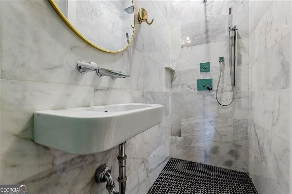 Photo of 1092 Kirkwood Avenue, ATLANT, GA 30316 (MLS # 10735248)