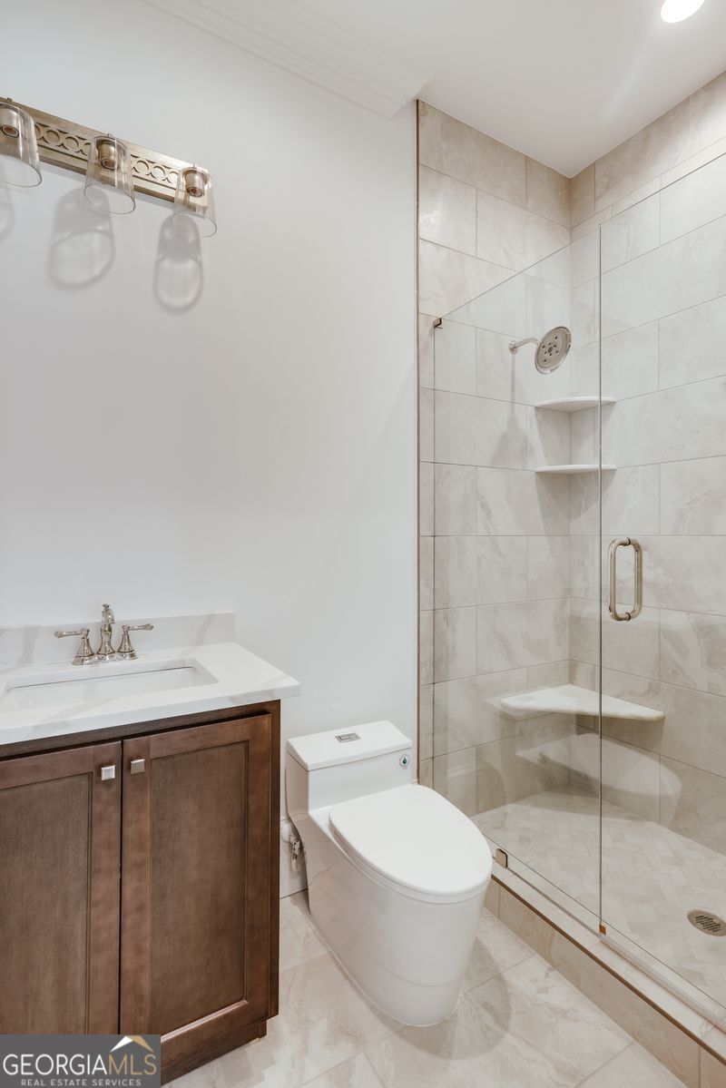 $100,000 in seller incentives available! Seller will finance with a mi – image 86