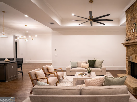 $100,000 in seller incentives available! Seller will finance with a mi – image 62