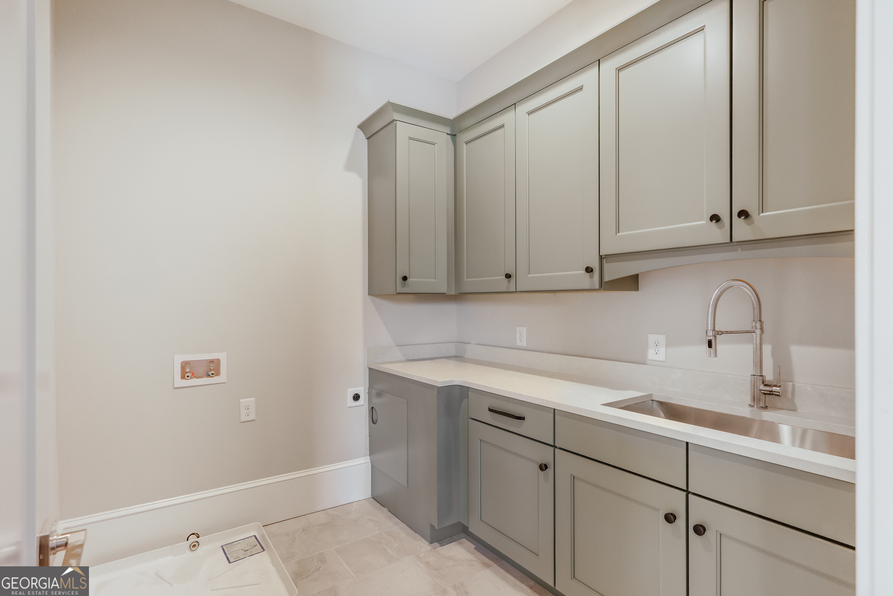 $100,000 in seller incentives available! Seller will finance with a mi – image 41