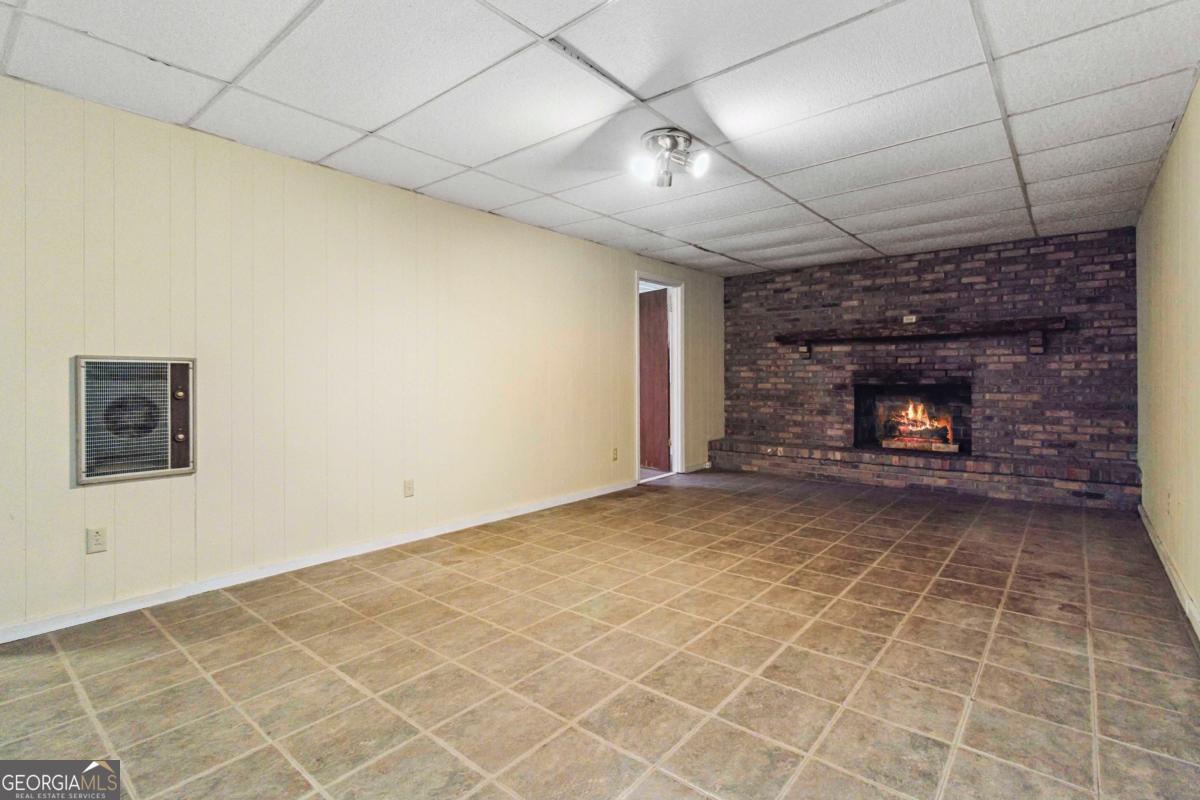 3075 Hidden DR
