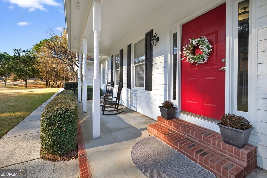 Photo of 2245 Duncans Shore Drive, Buford, GA 30519 (MLS # 10708319)