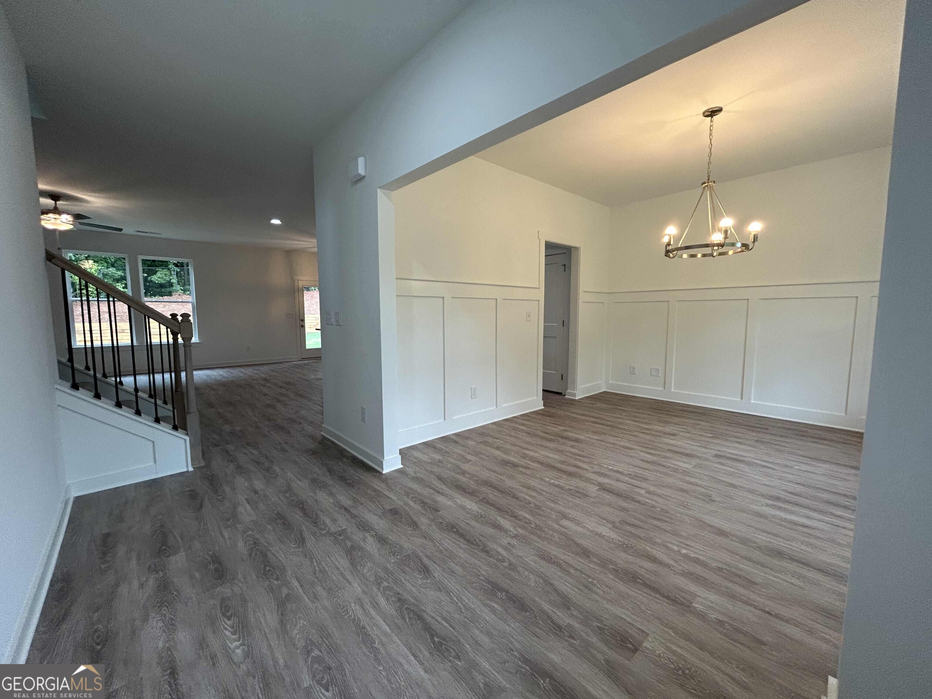 247 Annie LN