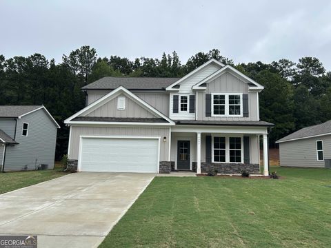 247 Annie LN Statham GA 30666