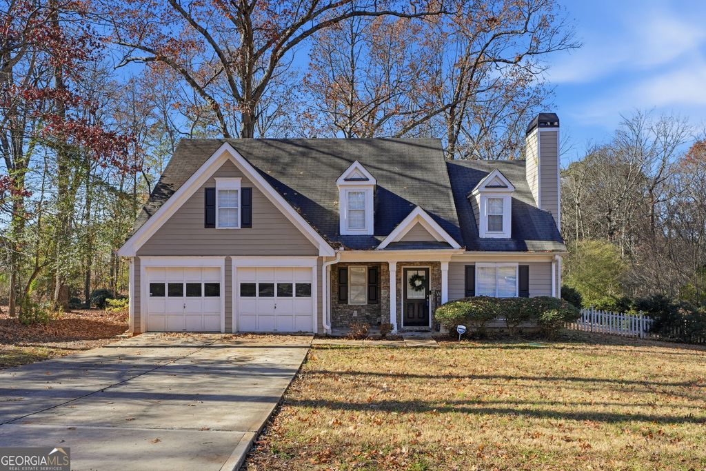 Photo of 355 Radcliffe Trace, Covington, GA 30016 (MLS # 10666534)