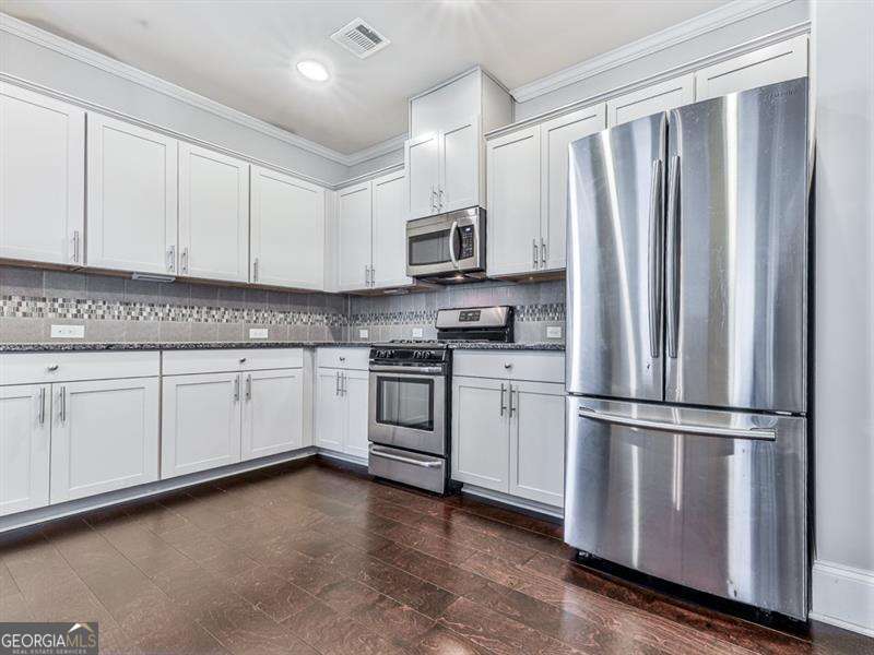 212 Torch DR
