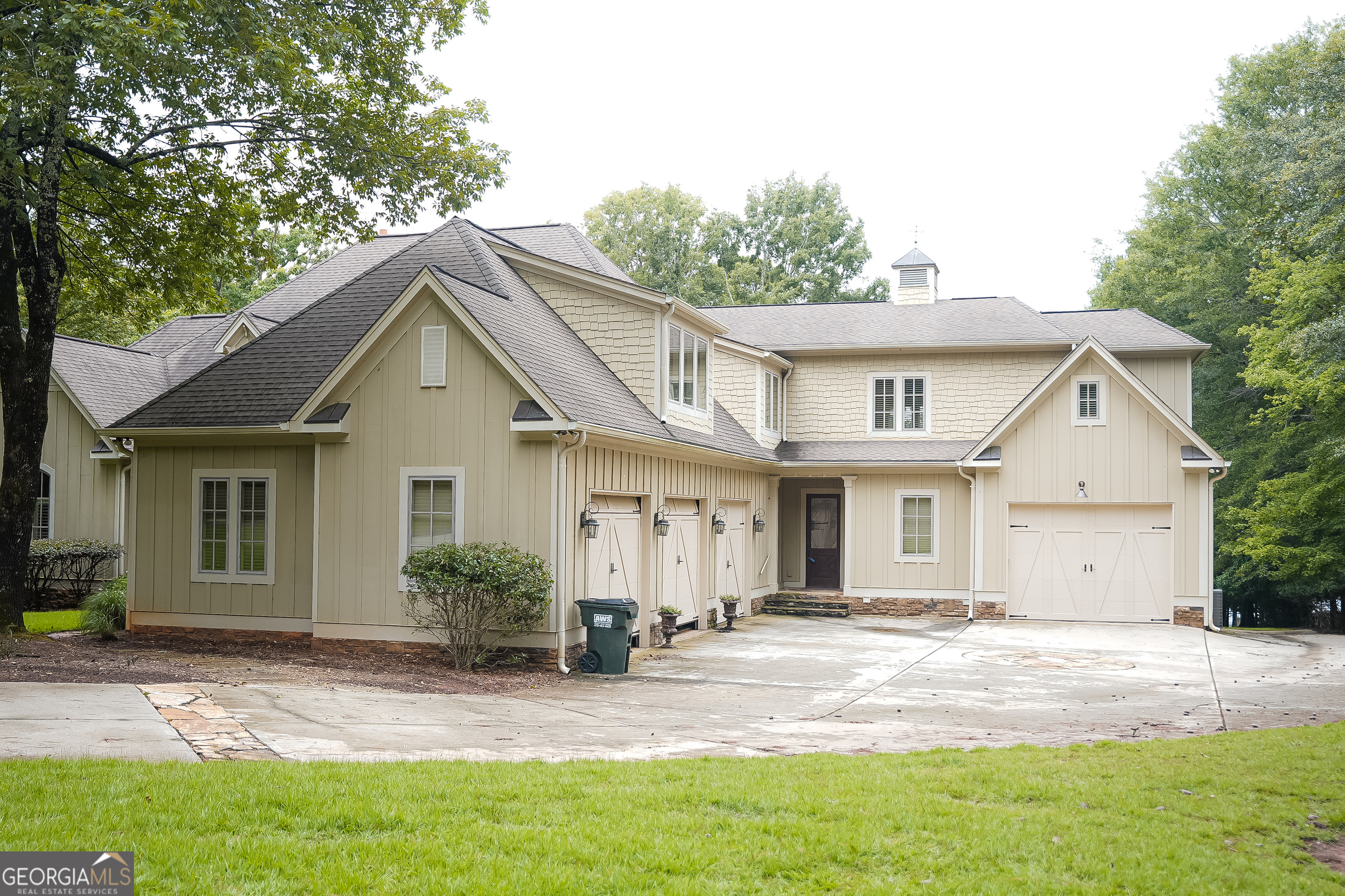 1800 Buckhead DR