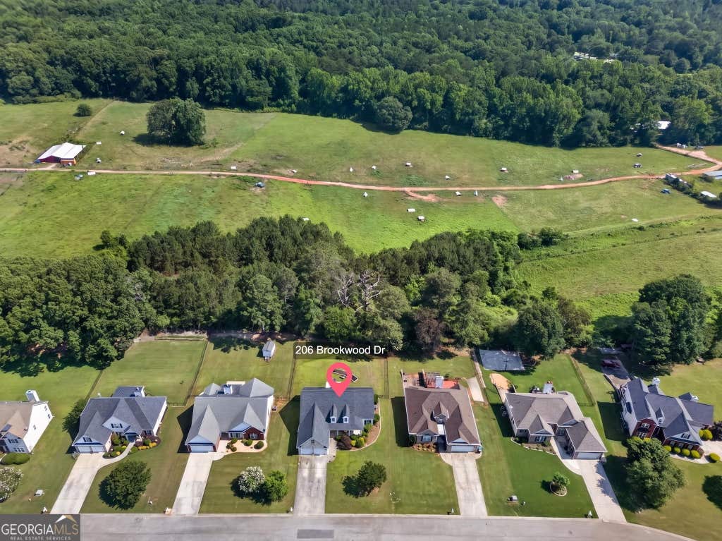 Photo of 206 Brookwood Drive, Carrollton, GA 30117 (MLS # 10784226)