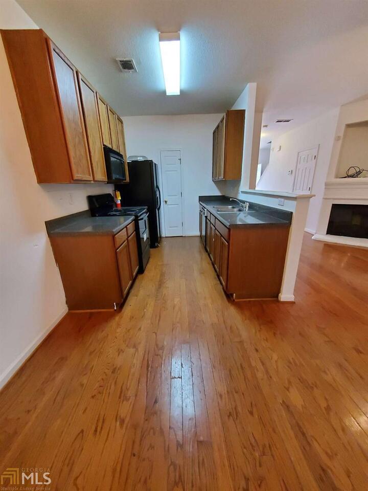 Brookview Village - Residential