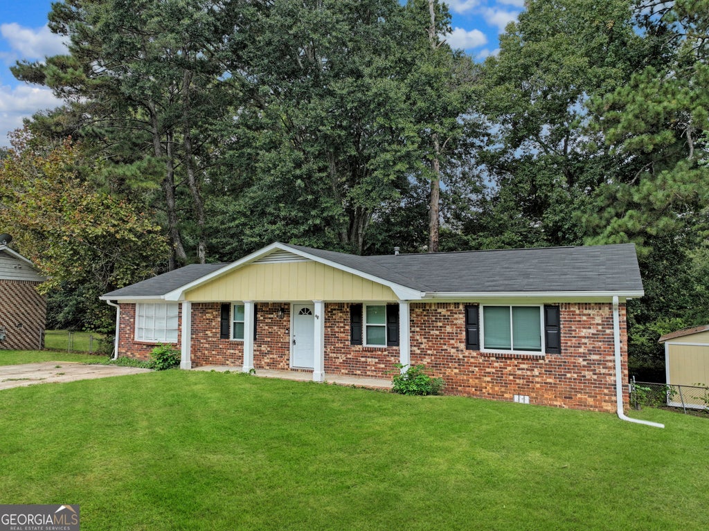 Photo of 3021 Lakeridge Drive SE, Conyers, GA 30094 (MLS # 10851833)