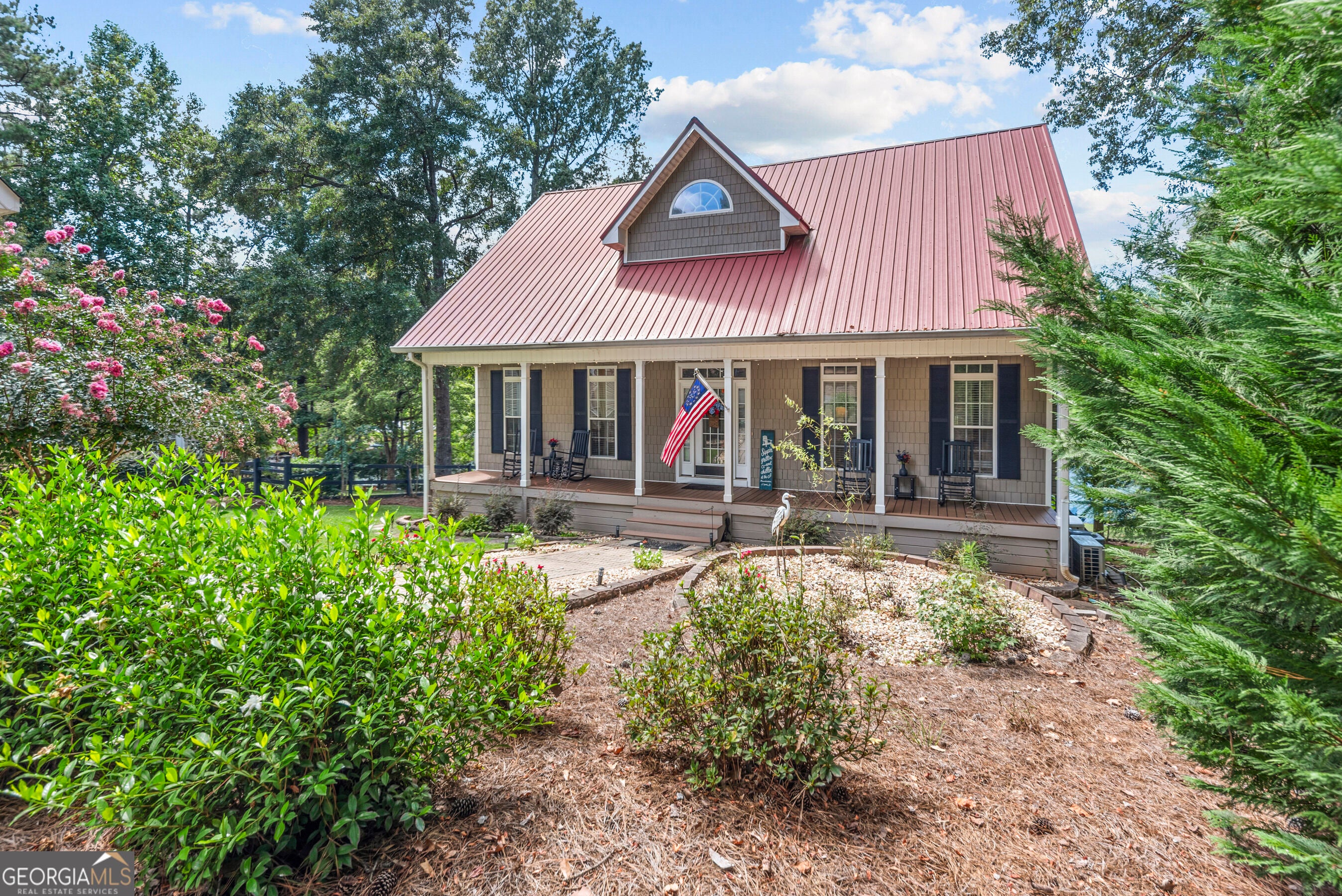 261 Dogwood DR