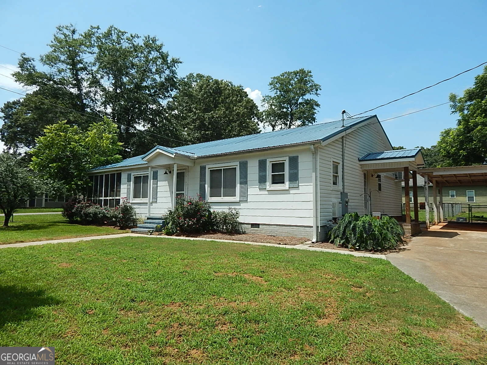 201 Vinson Street