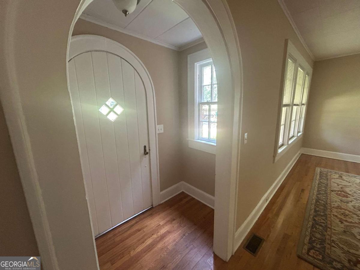 114 Old River Bridge RD SW