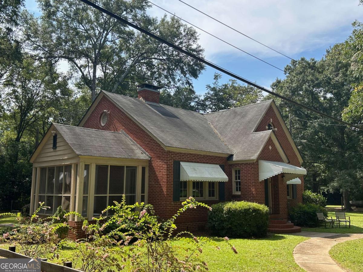 114 Old River Bridge RD SW