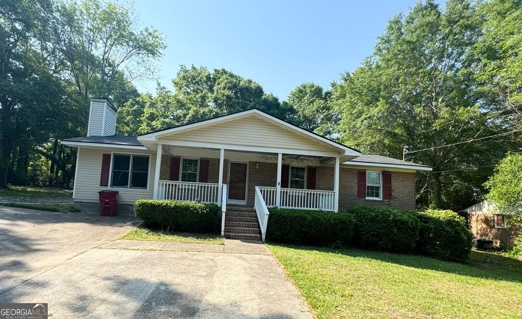 Photo of 4618 Lakewood Avenue, Macon, GA 31210 (MLS # 10739917)