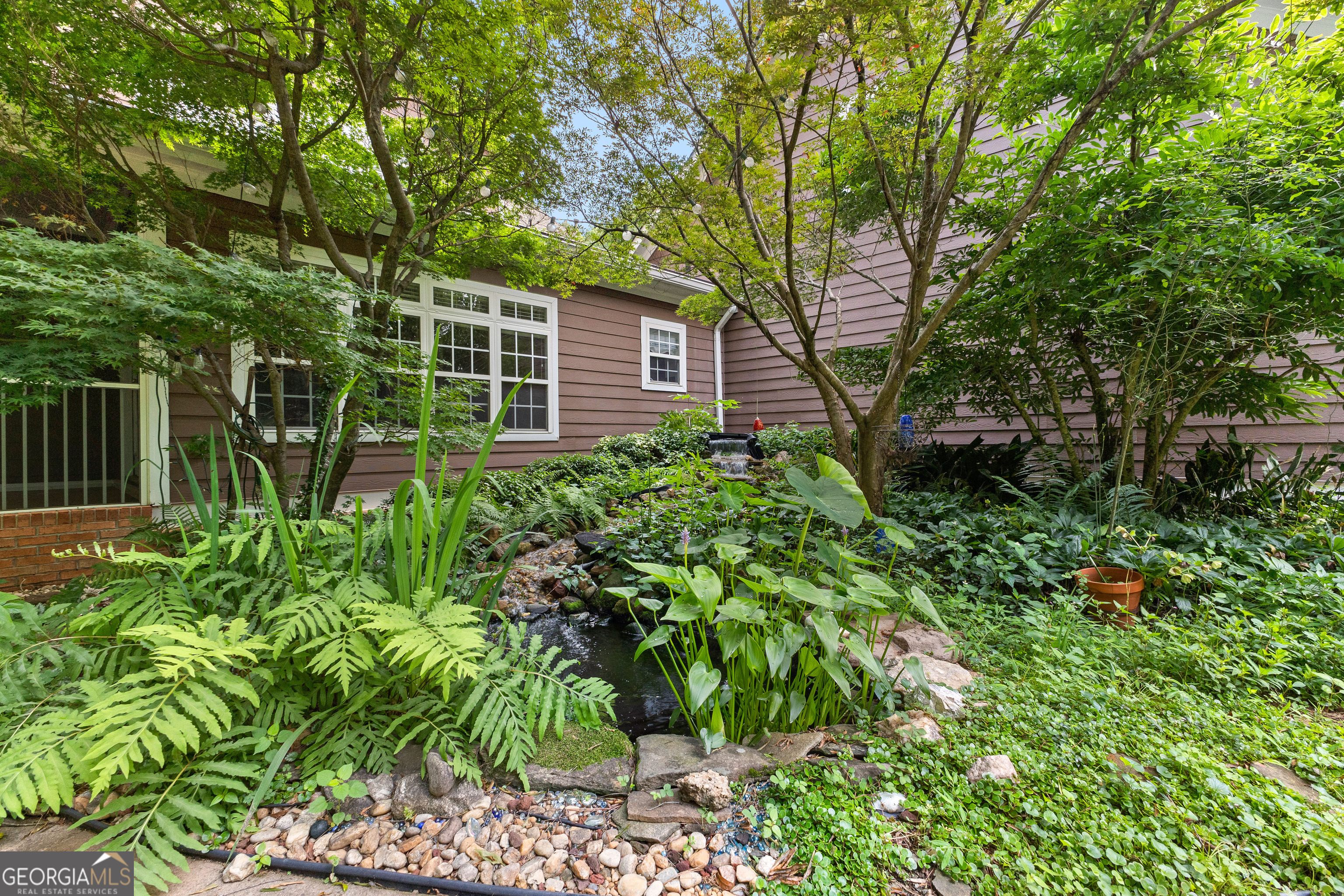 Fayetteville, Georgia 30215, United States, 3 Bedrooms Bedrooms, ,4 BathroomsBathrooms,Residential,Active,97718