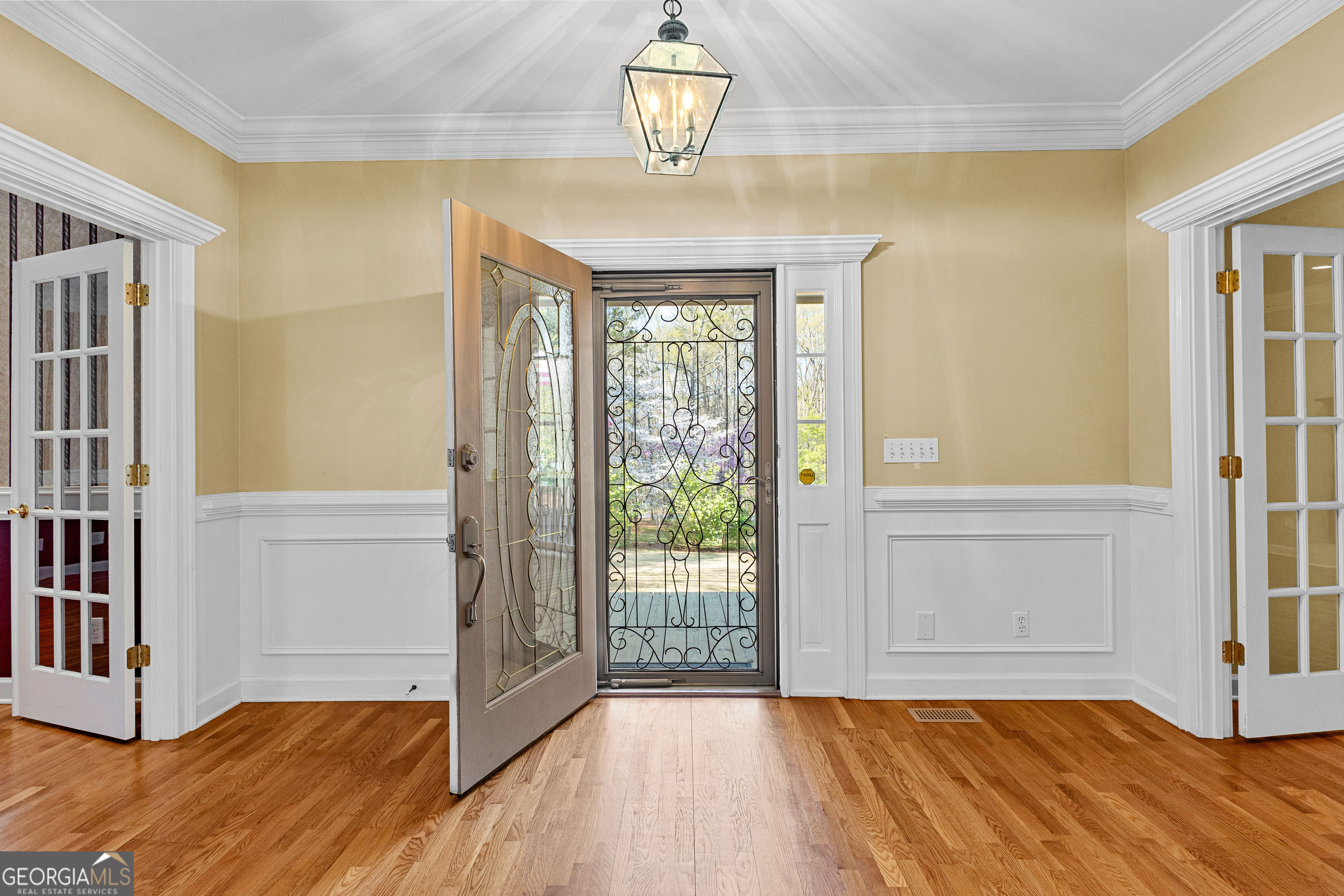 Fayetteville, Georgia 30215, United States, 3 Bedrooms Bedrooms, ,4 BathroomsBathrooms,Residential,Active,97718