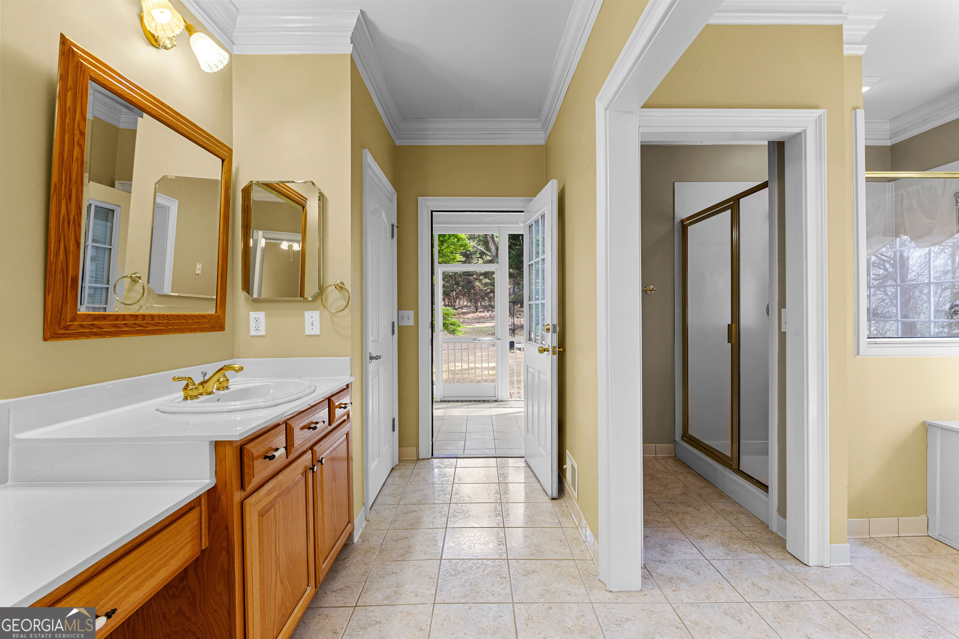 Fayetteville, Georgia 30215, United States, 3 Bedrooms Bedrooms, ,4 BathroomsBathrooms,Residential,Active,97718