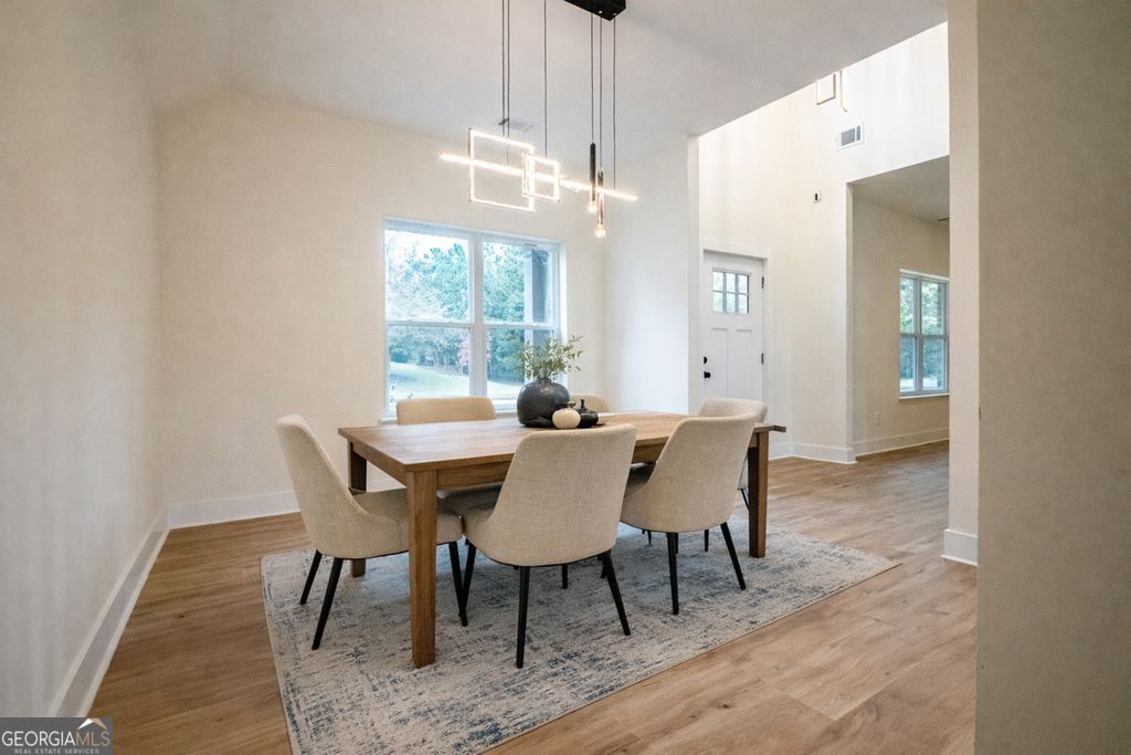 1205 Kristen LN