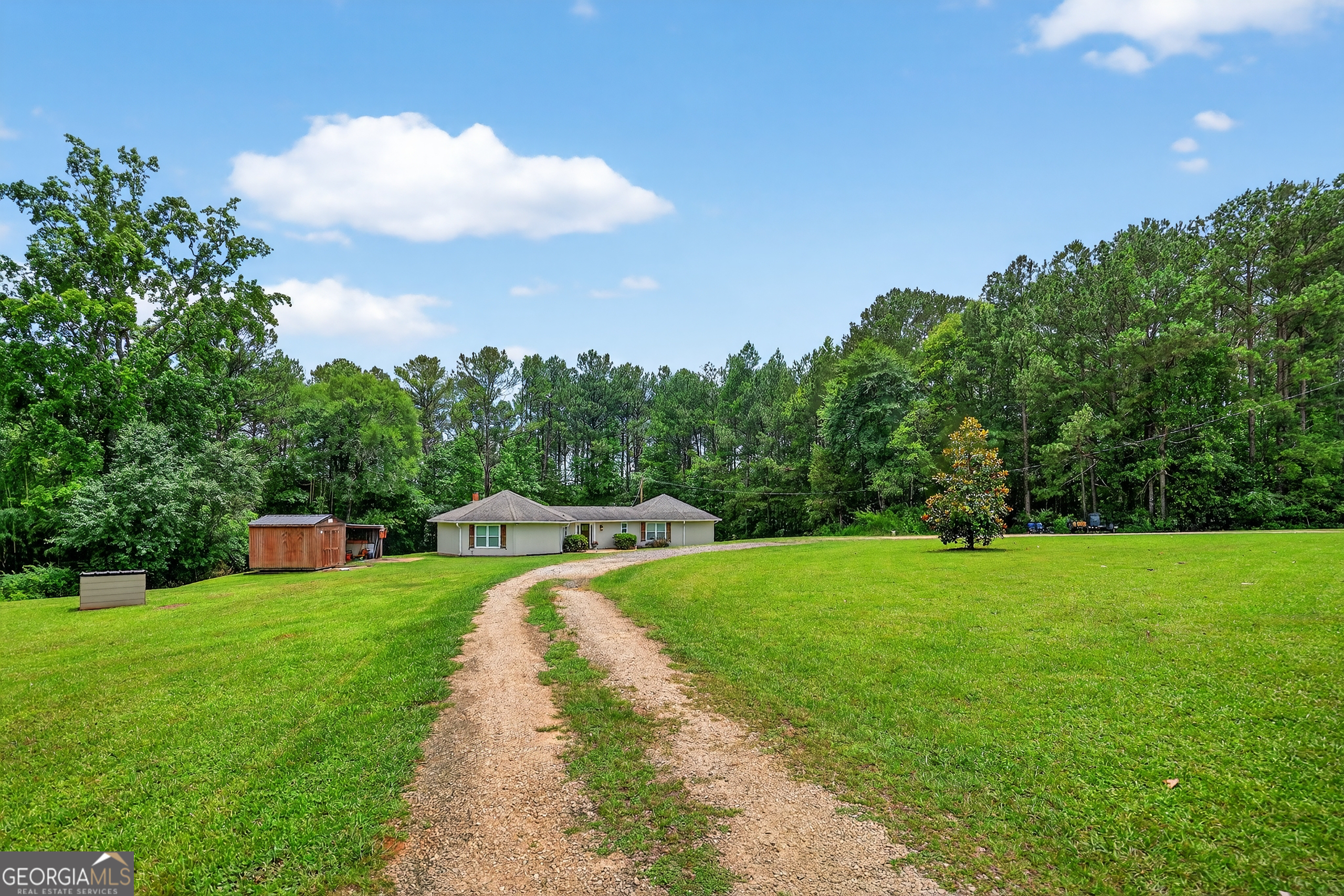 87 Jandale DR