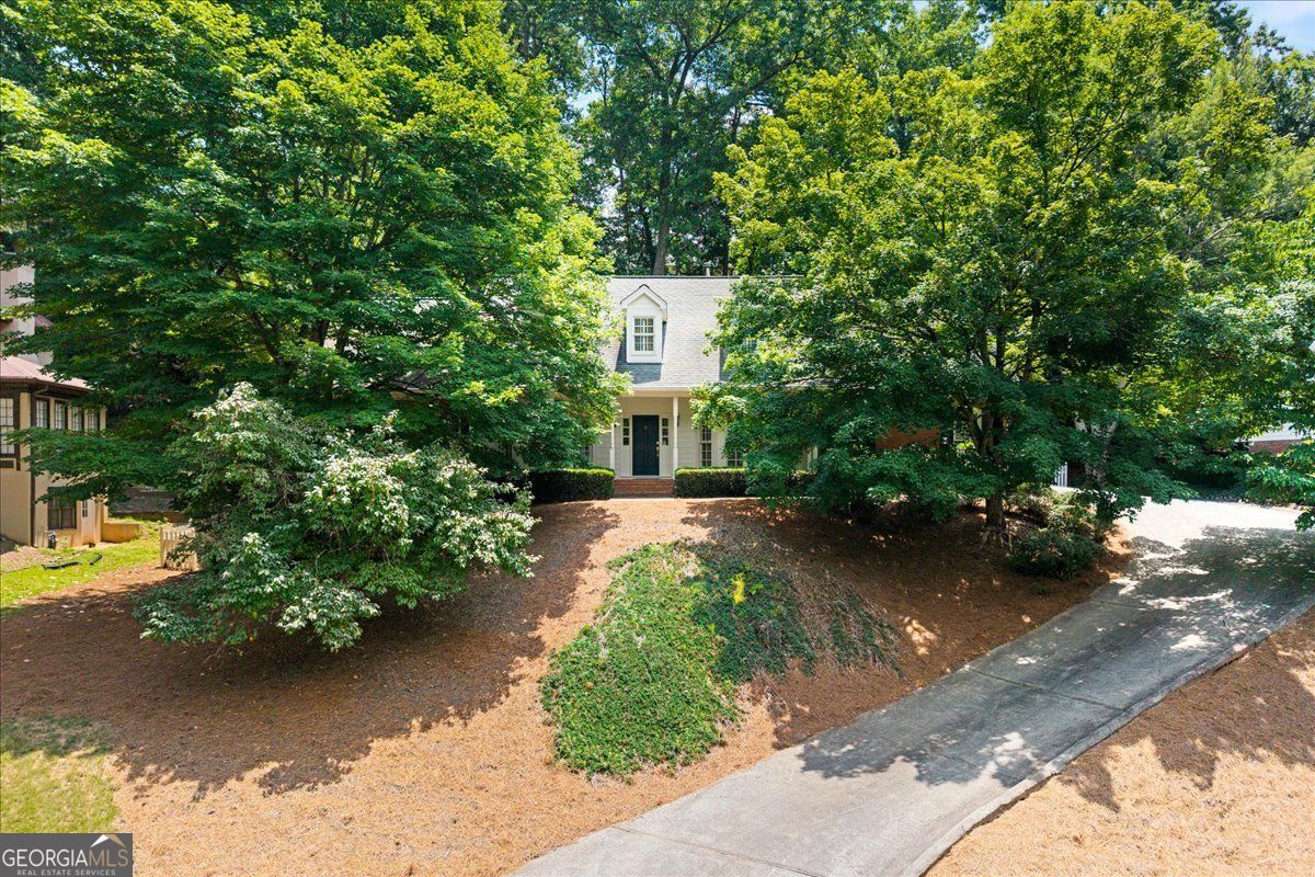 8855 Glen Ferry DR