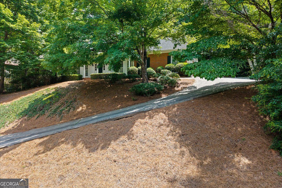 8855 Glen Ferry DR