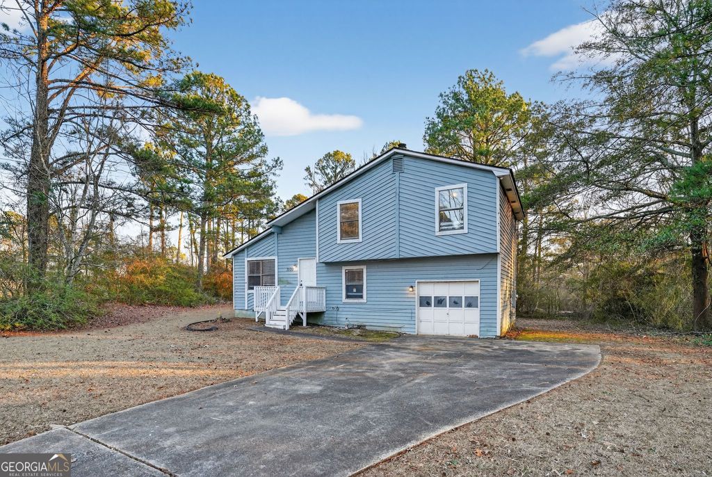 Photo of 3520 Valley Chase Court, Lithonia, GA 30038 (MLS # 10694847)