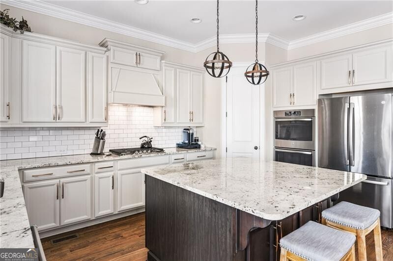 Ellis - Residential Lease
