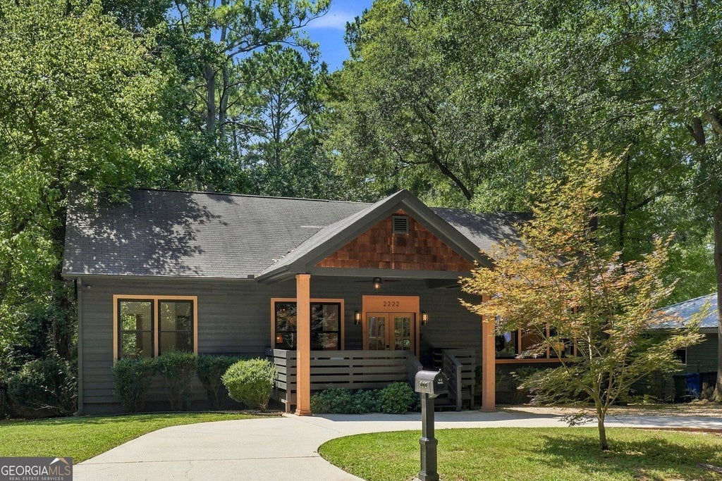 Photo of 2222 Spink Street NW, Atlanta, GA 30318 (MLS # 10876140)