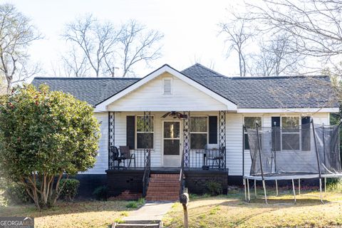 A home in Thomaston