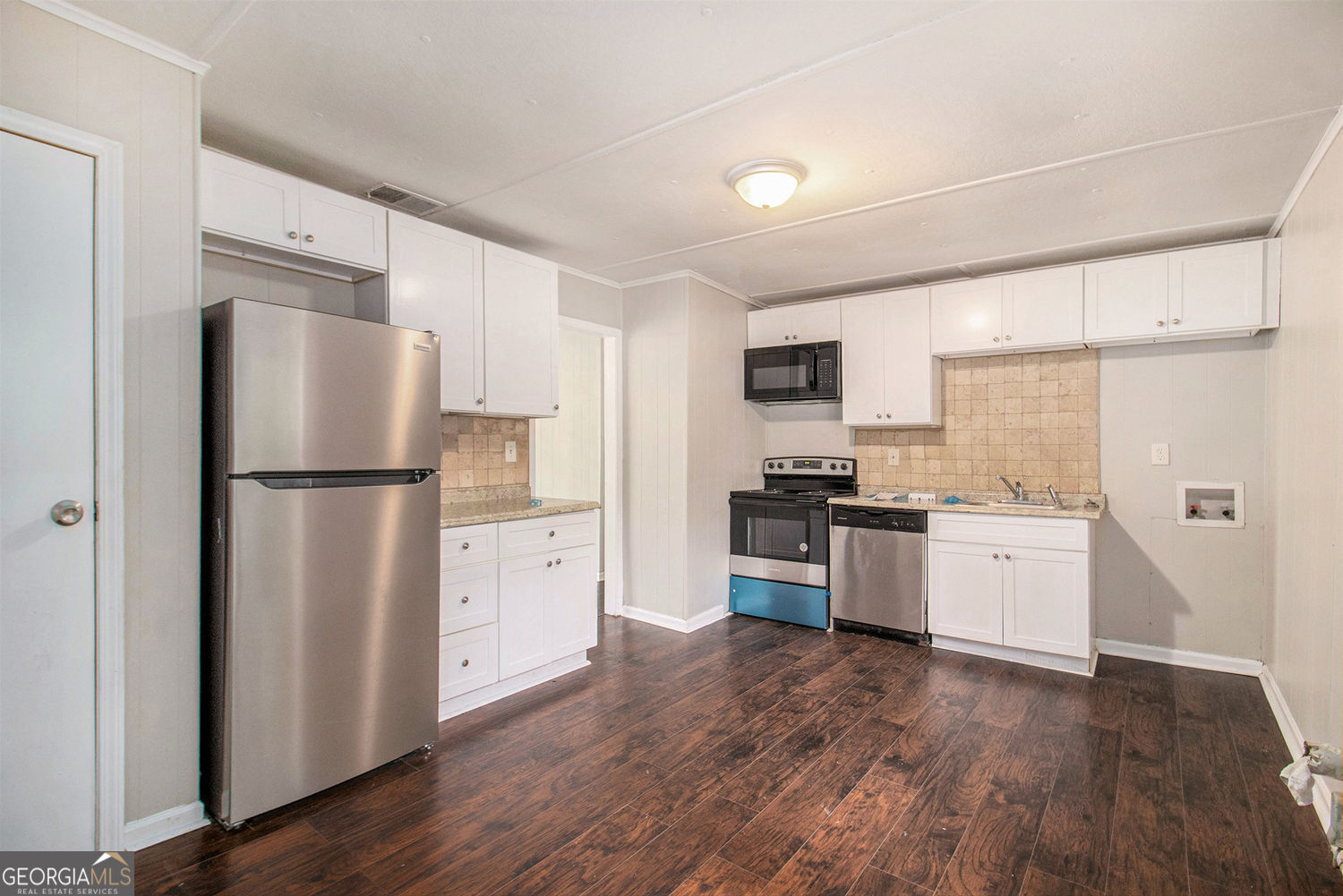 5 Westgate Park LN