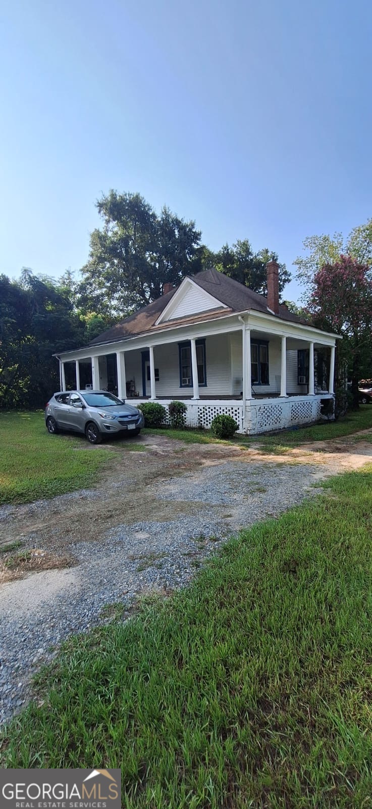 601 River ST