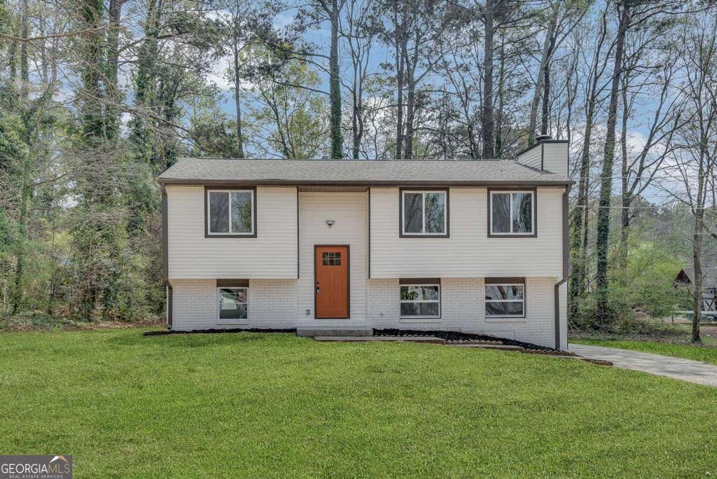 Photo of 3394 Dearwood Drive SW, Lilburn, GA 30047 (MLS # 10817693)