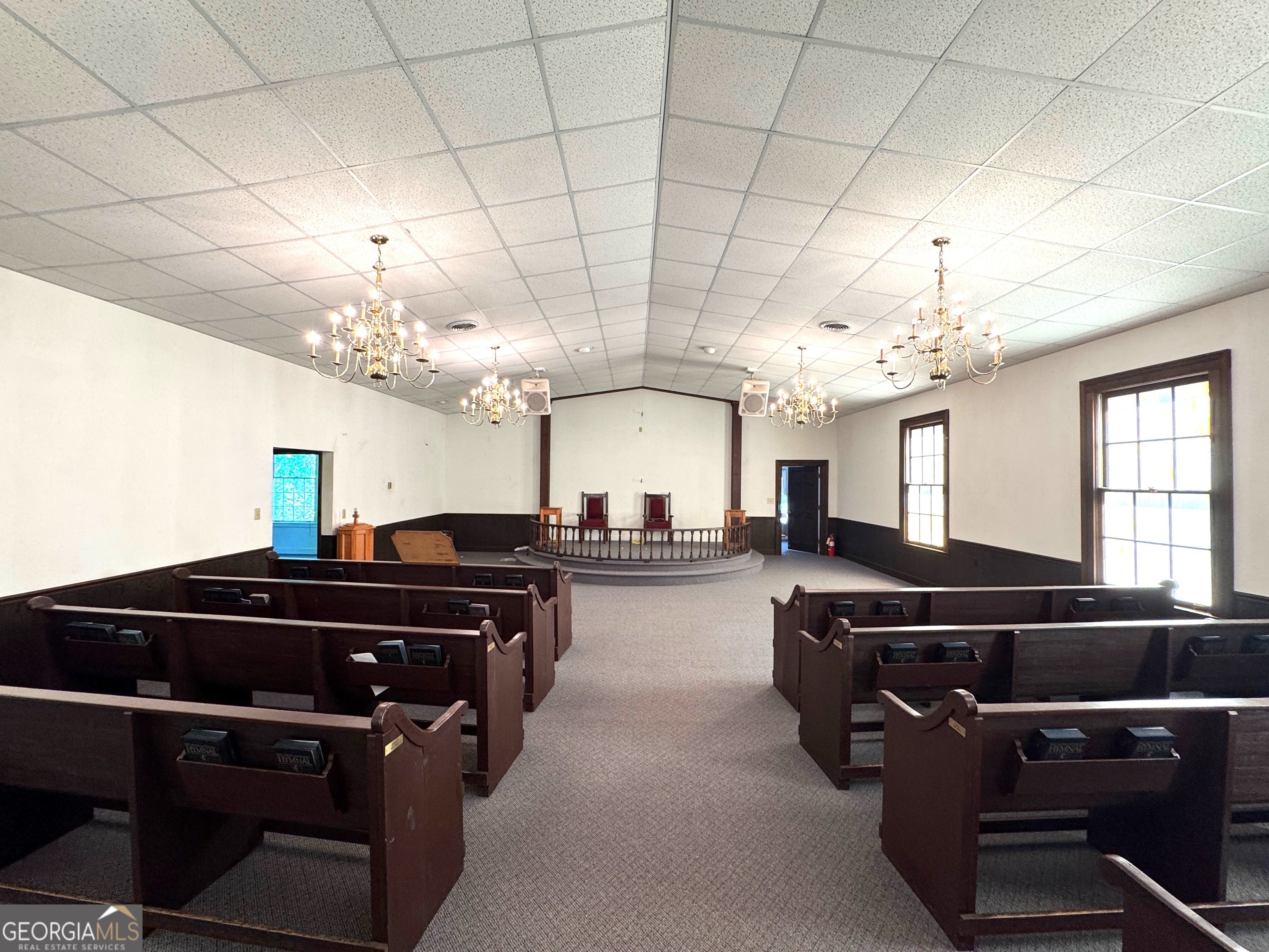 1486 Highway 51 N