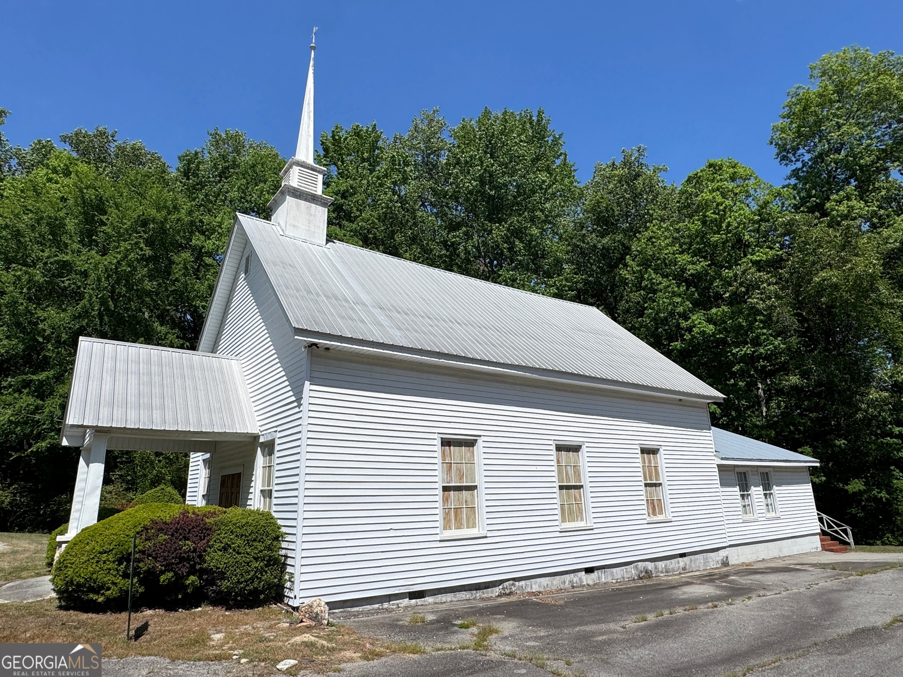 1486 Highway 51 N