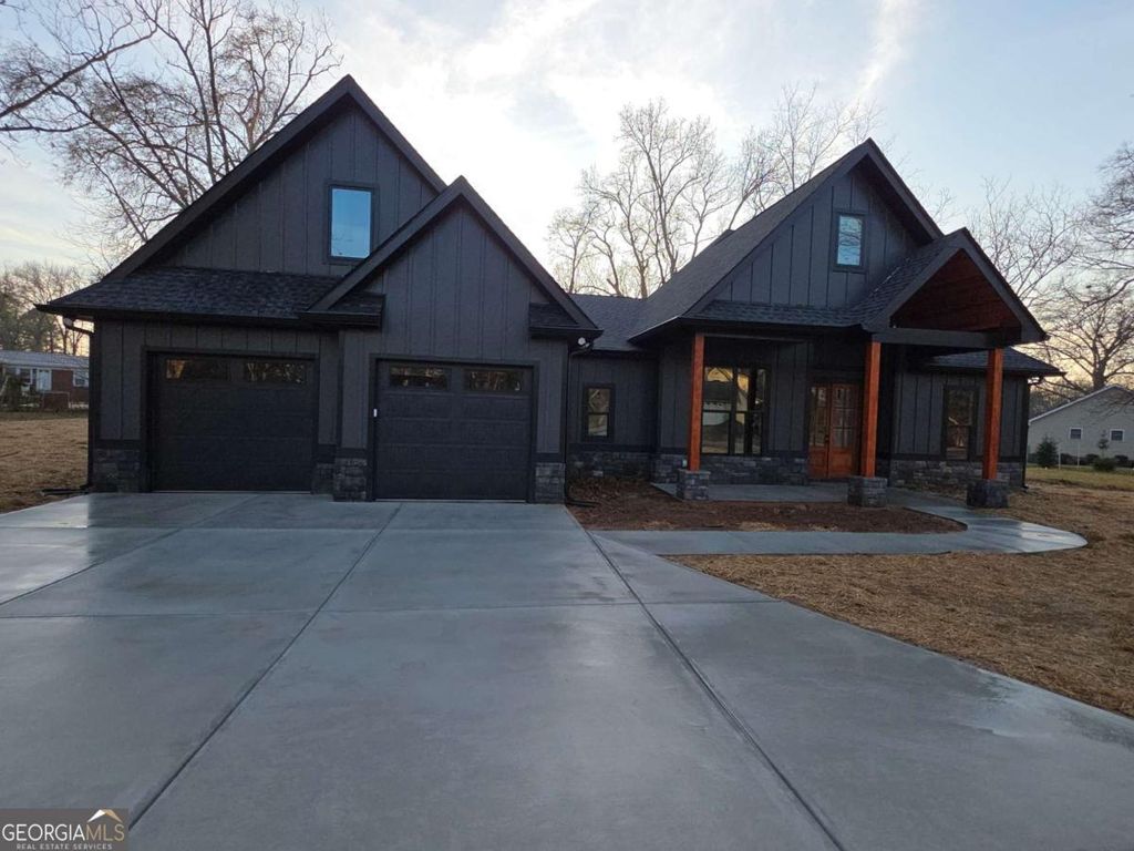 Photo of 0 Lake Pointe Road, Hartwell, GA 30643 (MLS # 10722300)