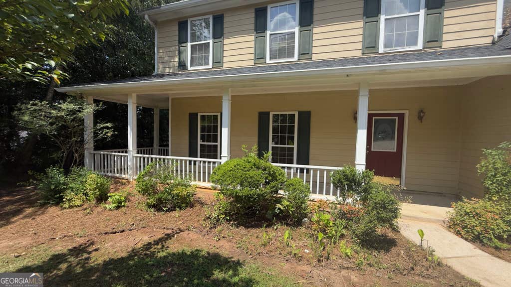 Photo of 2042 Fox Hound Way, Lawrenceville, GA 30043 (MLS # 10826792)