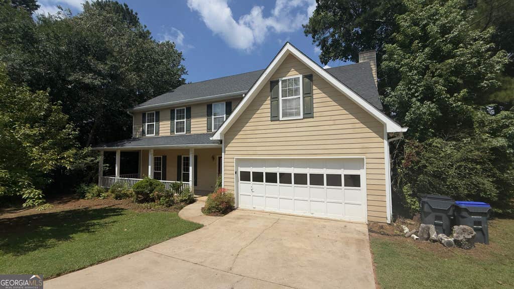 Photo of 2042 Fox Hound Way, Lawrenceville, GA 30043 (MLS # 10826792)