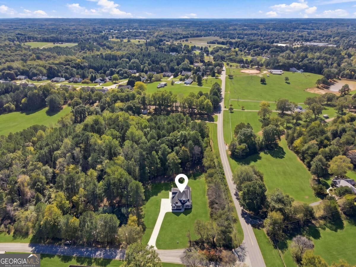 2466 Meredith DR