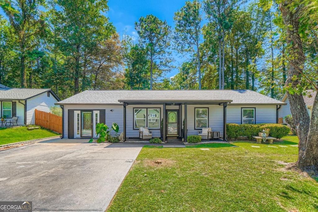 Photo of 1507 Locust Log Way, Austell, GA 30168 (MLS # 10698474)