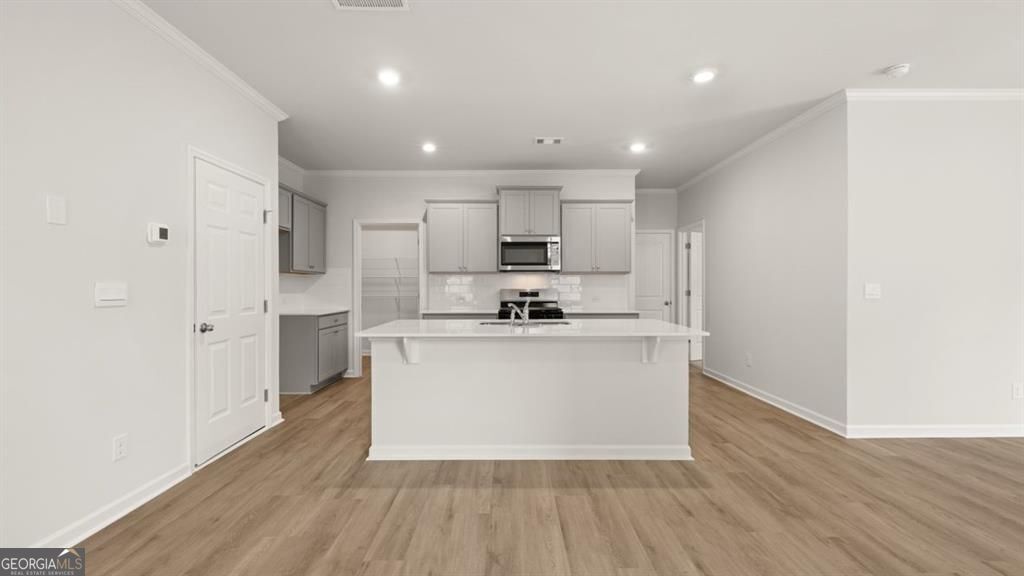 46 Biltmore PL