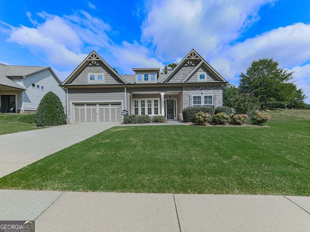 25 Lakewood CT SE