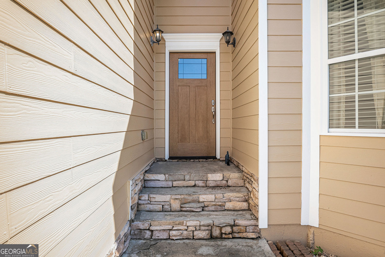 915 Pebble Creek TRL