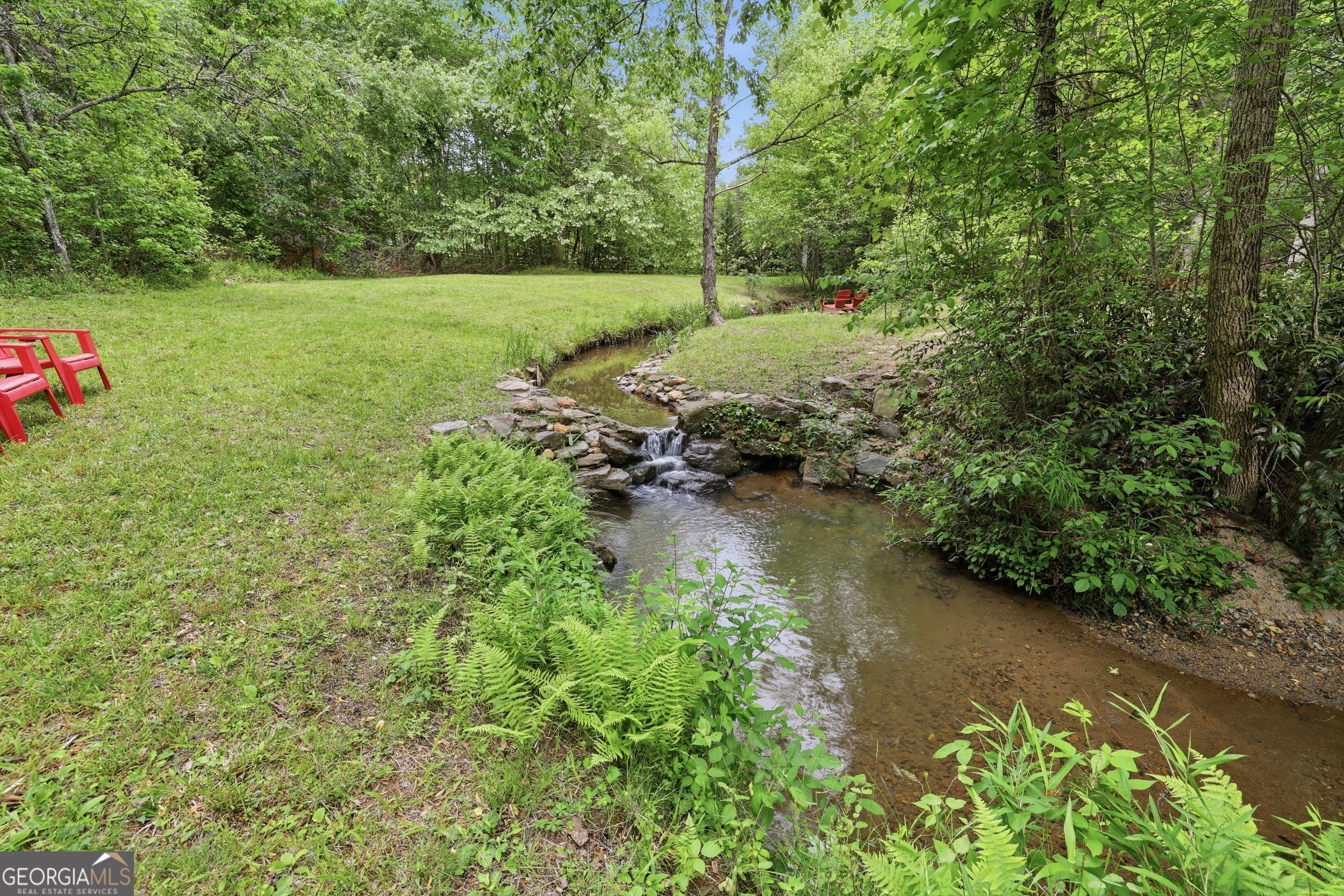320 Sweetwater DR