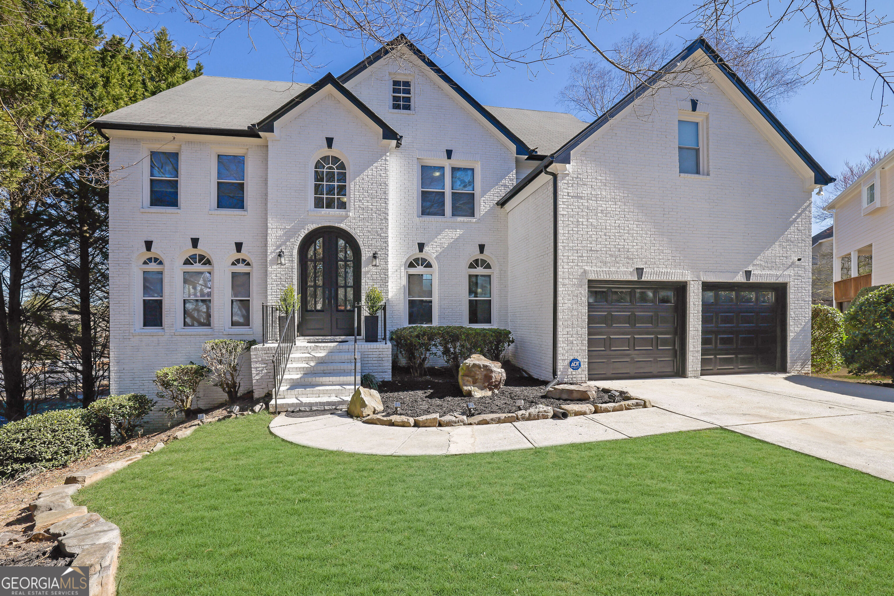 340 Willow Crescent WAY