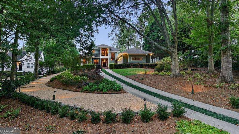 1271 Roxboro DR NE